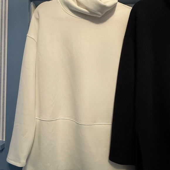 Spanx AirEssentials Turtleneck Tunics (2) - NWOT - Picture 3 of 5